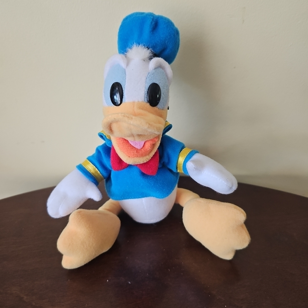Donald‎ Duck 10" Plush Stuffed Animal